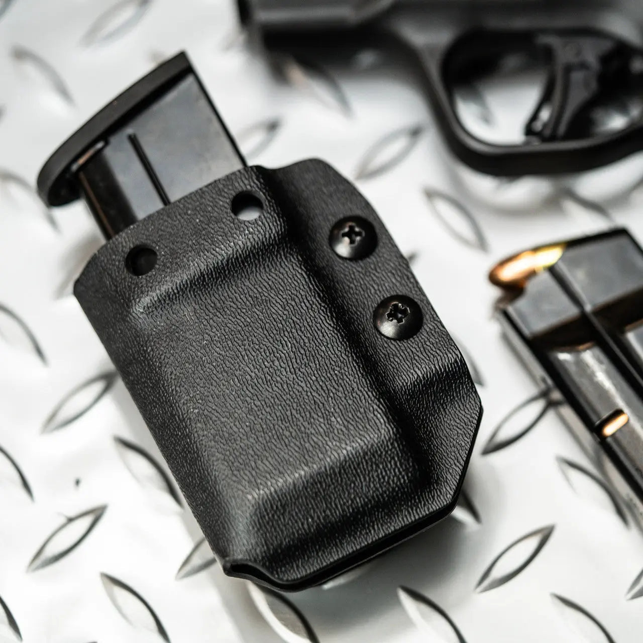 Adjustable Kydex IWB/OWB Mag Holder