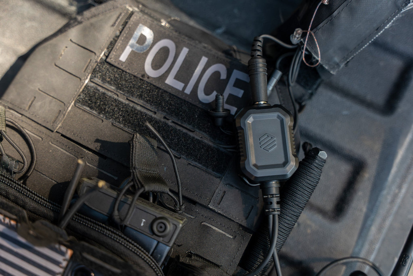 Tactical Mic / Dual Ear Invisible Tubeless Earpiece / TP-120/U174 Connector Kit - NATO Wired, No PTT Adapter